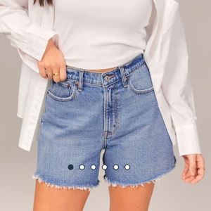 Abercrombie Curve Love High Rise Dad Short